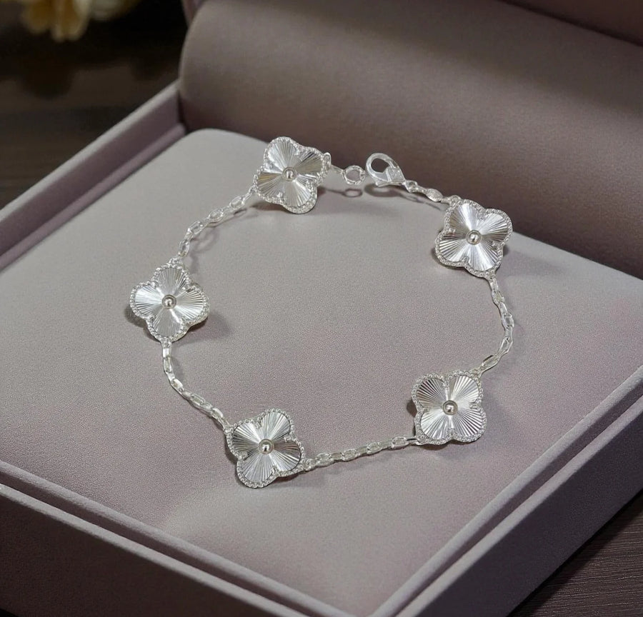Lucky Clover Bracelet